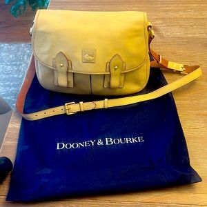 Dooney & Bourke Cross Body Purse